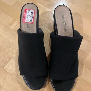 Easy Street Black Women's Mules